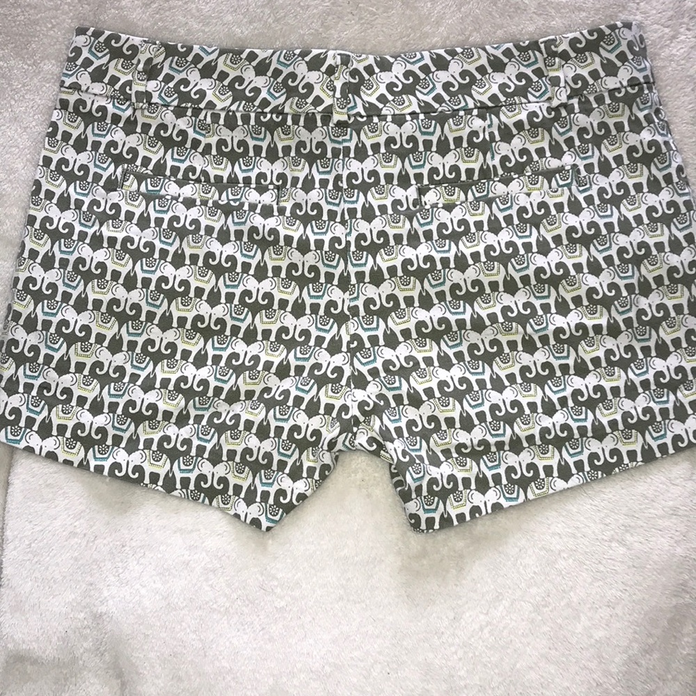 💙3/$20 BR elephant shorts! 🐘🌿